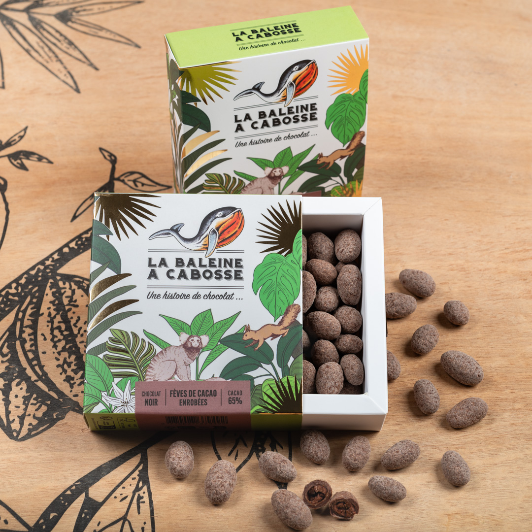 Fèves de cacao enrobées de chocolat noir 1 Fèves de cacao enrobées de chocolat noir 65%